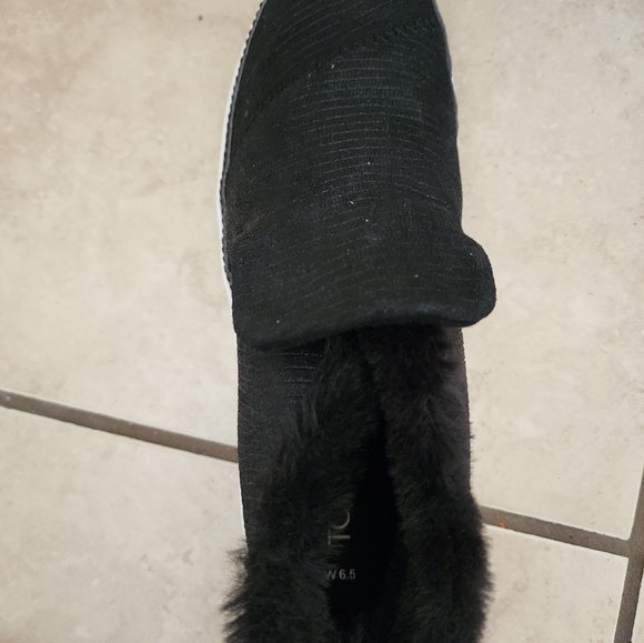 Toms Paxton Slipon Black Leather Faux Fur Boot - Picture 4 of 4